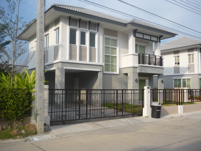 ขายบ้านเดี่ยว 50.30 ตรว.  พื้นที่ใช้สอย  160 ตรม.ราคาถูก