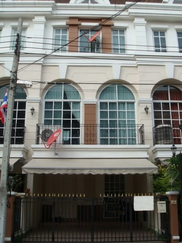 [H329]บ้านว่างให้เช่า ทาวน์โฮม พลัสซิตี้ พาร์ค  มัยลาภ ติดถนนใหญ่เกษตร-นวมินทร์  ใกล้เลียบทางด่วนเอกมัย-รามอินทรา สุคนธสวัสดิ์ รถไฟฟ้า