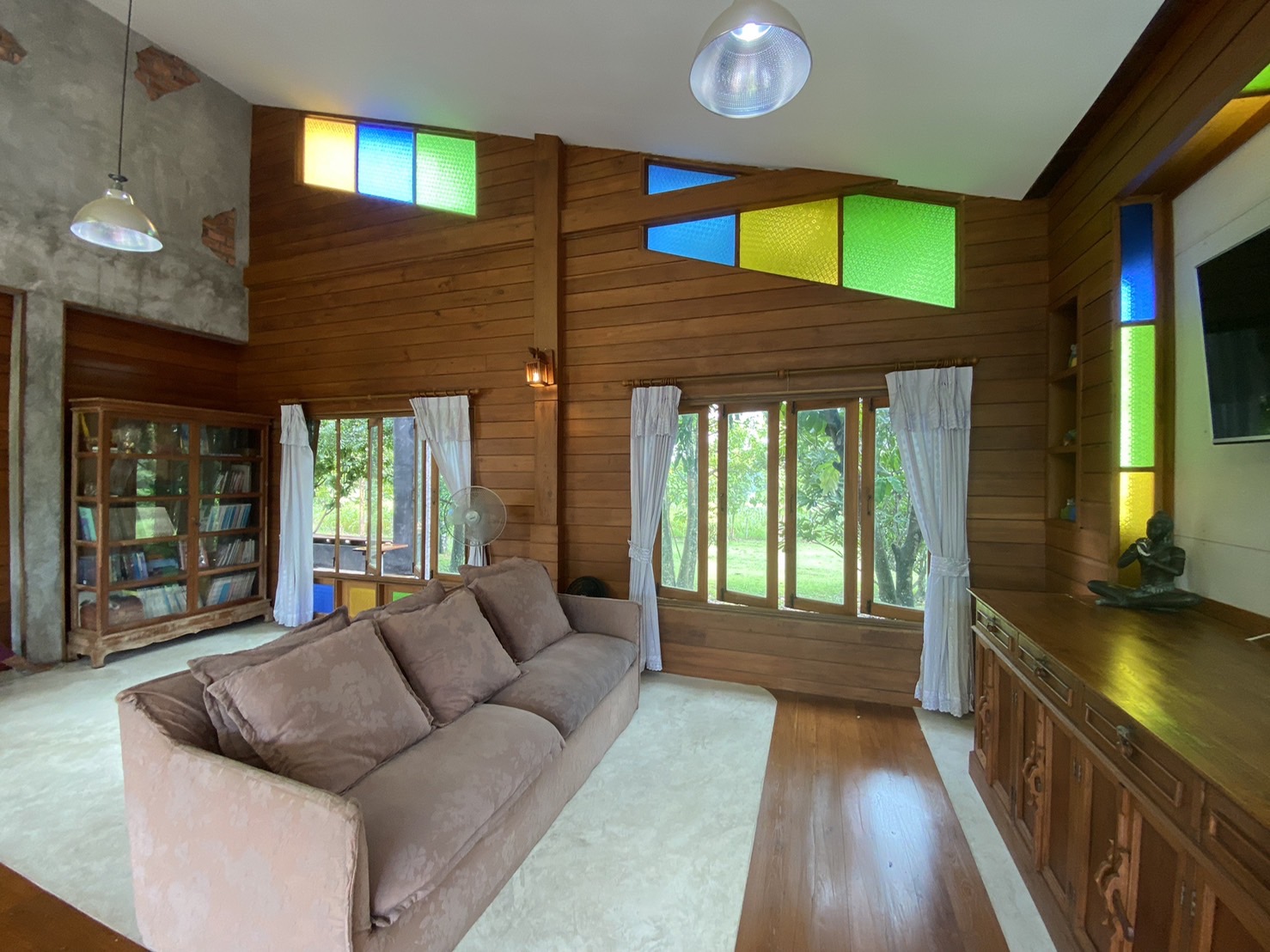 บ้านสวนสวยๆ บนเนื้อที่กว่า 12 ไร่