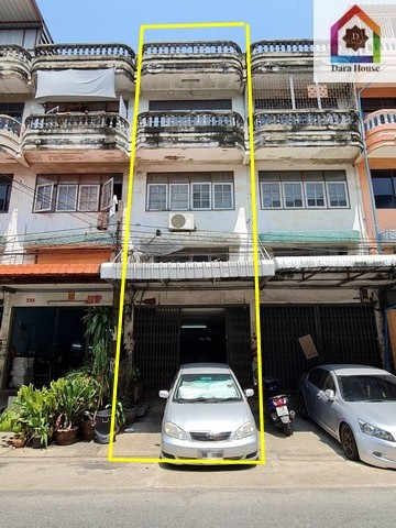 อาคารพาณิชย์ ขายอาคารพาณิชย์ 3.5 ชั้น หมู่บ้านเคซี ซอยเอกชัย 76 บางบอน เขตบางบอน กทม. ขนาดเท่ากับ 0 Rai 0 ngan 20 ตารางวา  ไม่ไกลจาก ร้านจักรเจริญ น่าอยู่มาก