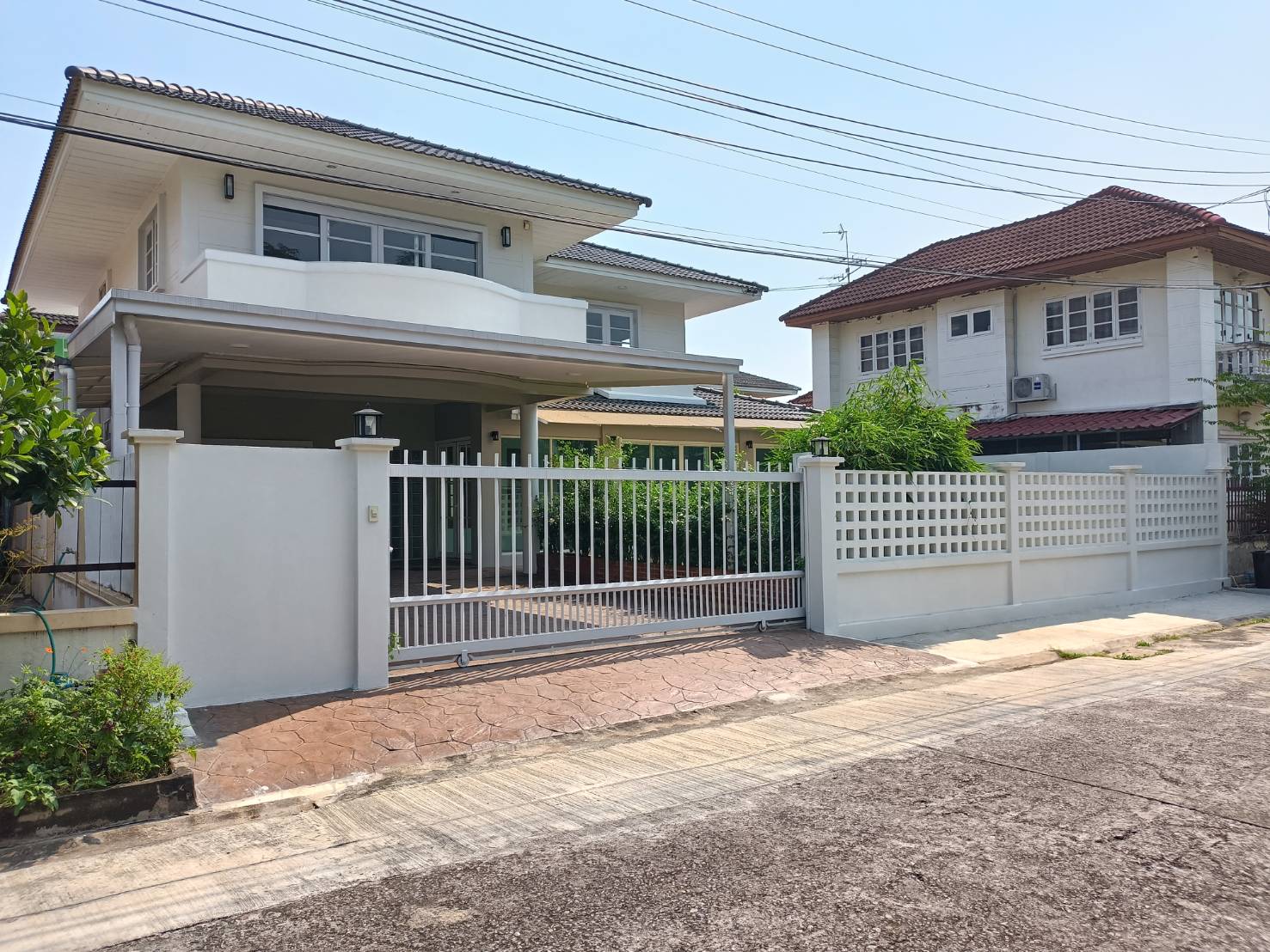 ขายบ้านมือ2 หมู่บ้านโชคชัยปัญจทรัพย์44รีโนเวทพร้อมอยู่ราคาถูกมาก กรุงเทพมหานคร