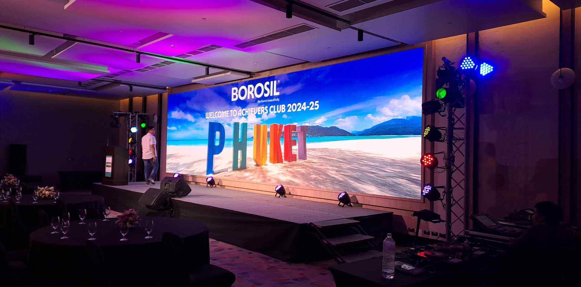 บริการให้เช่าคาราโอเกะและเครื่องเสียง ภูเก็ต เหมาะสำหรับงานเลี้ยงส่วนตัว, Pool Villa, ปาร์ตี้วันเกิด, งานสังสรรค์, งานแต่ง, งานบริษัท และนักท่องเที่ยวที่มาเที่ยวจังหวัดภูเก็ต