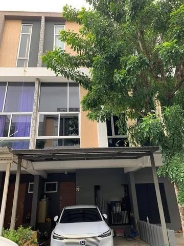 ให้เช่าทาวน์โฮม 3.5 ชั้น สไตล์ Loft โครงการ ไซมิส บลอสซั่ม แอท แฟชั่น รามอินทรา