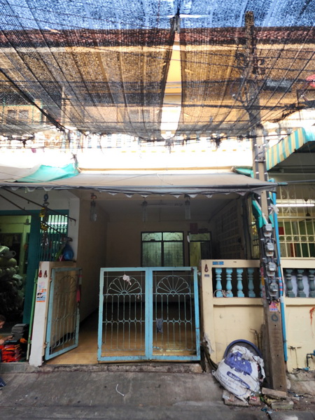 ขายทาวน์เฮ้า 2 ชั้น ทำเลดีซอยสะแกงาม อยู่ใกล้ถนนพระราม2 เขตบางขุนเทียน กรุงเทพมหานคร