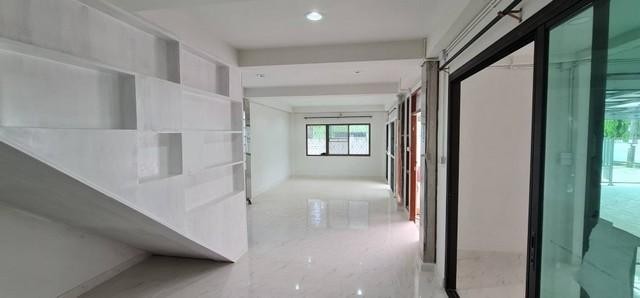 POR2314 ให้เช่า บ้านเดี่ยว หมู่บ้าน เสนานิเวศน์ รีโนเวทใหม่เสนานิคม ประเสริฐมนูญกิจ โชคชัย4 
