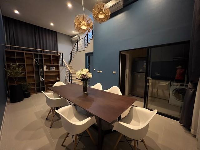 ให้เช่าทาวน์เฮ้าส์ 3.5 ชั้น โครงการ Arden Pattanakarn บ้านสวยเหมาะอยู่อาศัย