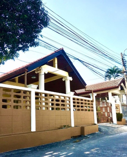 ให้เช่าบ้านเดี่ยว2 ชั้น ซอยนวมินทร์ 42 มี 3 ห้องนอน 2 ห้องน้ำ เพิ่งปรับปรุงใหม่ เหมาะอาศัย ทำออฟฟิศ 