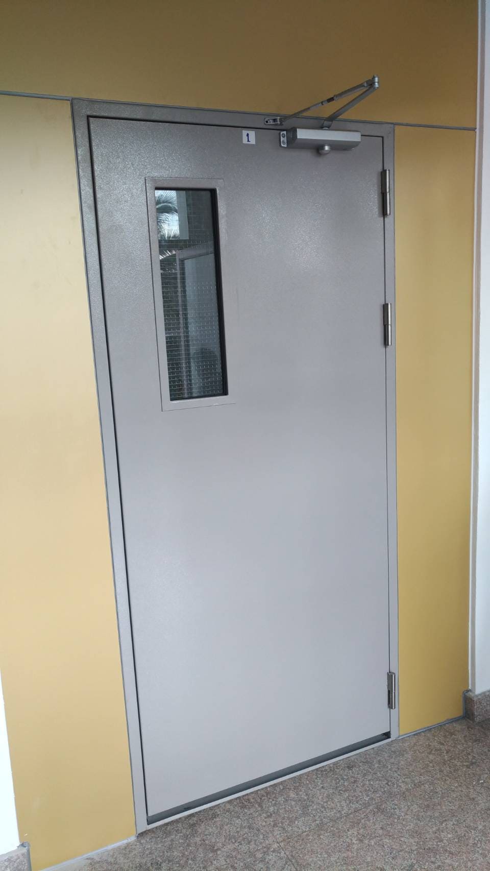 ประตูเหล็ก ประตูหนีไฟ วงกบเหล็ก Double R Product
