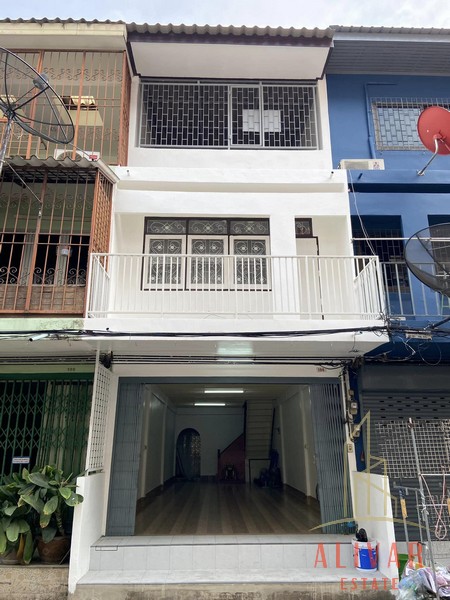 RH023823 ขาย / ให้เช่า อาคารพาณิชย์ 3 ชั้น ซอยสุขุมวิท 95 