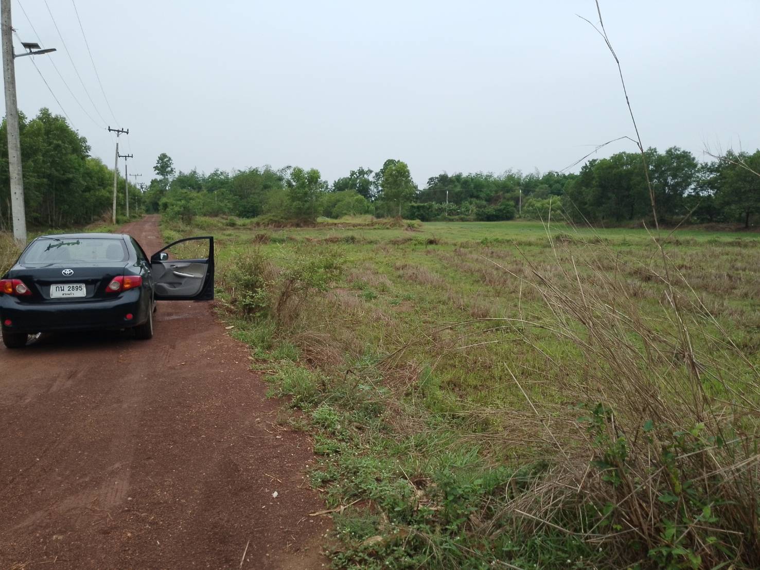ที่ดินโฉนดครุฑแดงจำนวน22ไร่ราคาไร่ล่ะ120000บาท อำเภอเมืองสระแก้ว
