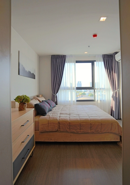 Ideo Sukhumvit 93 clean private nice 11th floor BTS Bang Chak