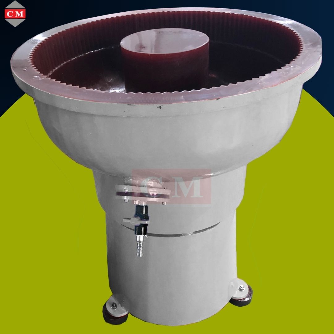   เครื่องขัดผิวโลหะแบบเขย่า (ไม่มีสะพานแยกชิ้นงาน) / Vibratory Finishing Machine
