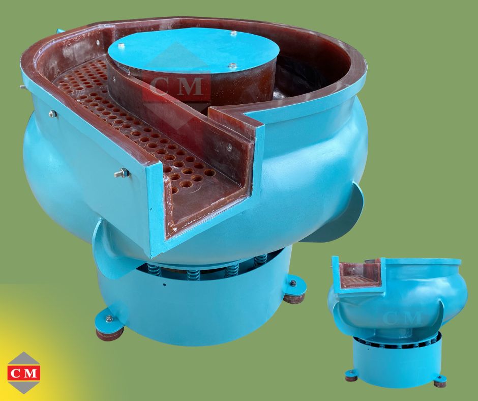เครื่องขัดผิวโลหะแบบเขย่า (มีสะพานแยกชิ้นงาน) (Vibratory finishing machine with Separator) 