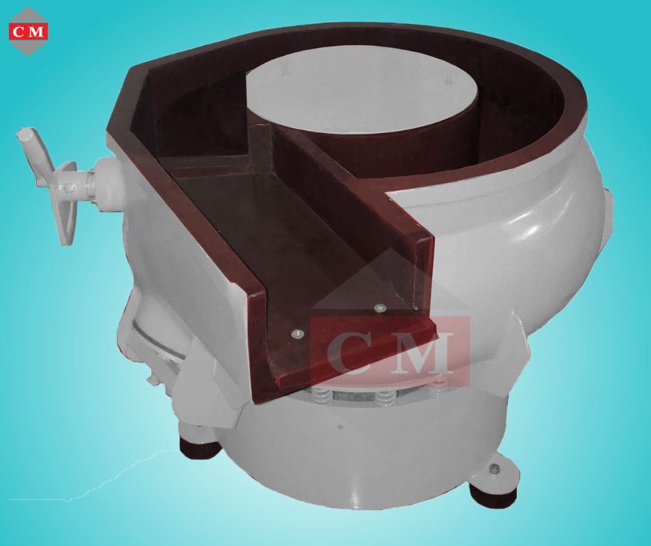 เครื่องขัดผิวโลหะแบบเขย่า แบบมีสะพานแยกชิ้นงาน / Vibratory Finishing Machine