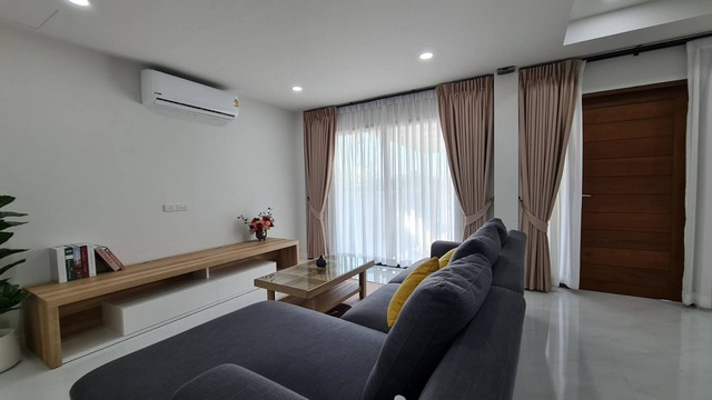 ขายด่วน ราคาถูกบ้าน 2 ชั้น 3 ห้องนอน 3 ห้องน้ำ 2 จอดรถ พื้นที่ใช้สอย 205 ตรม.